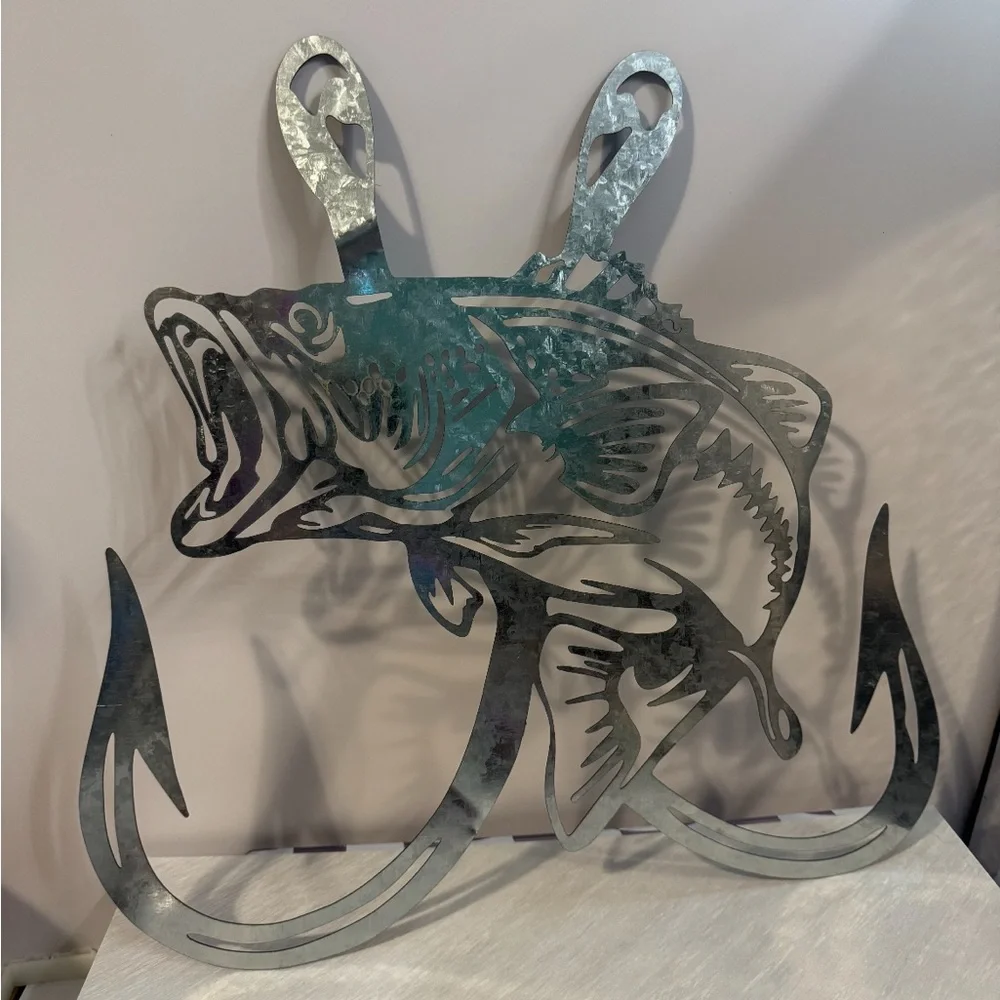 Metal Fish Wall Art Decor - Black and Green. NWOT